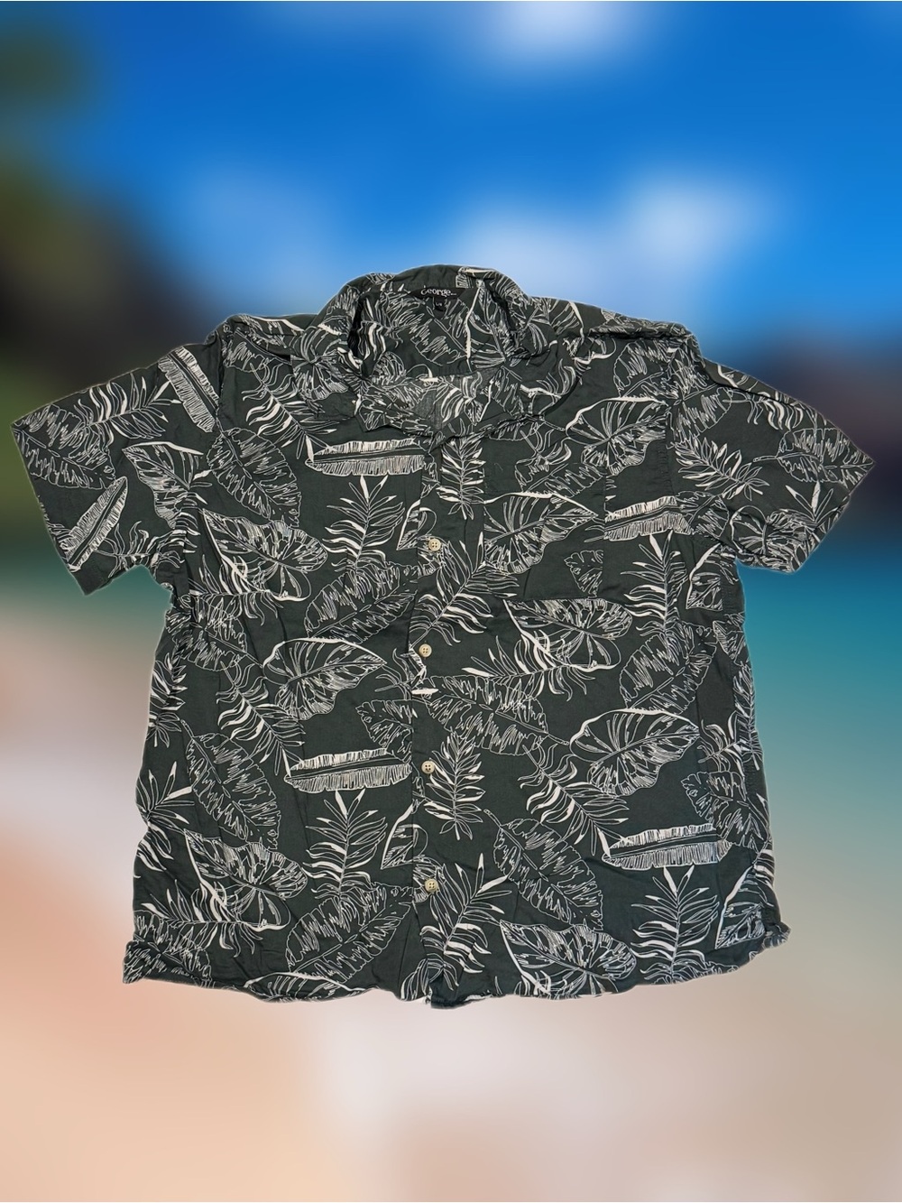 George Men’s Size Large Green White Floral Hawaiian Tropical Button-Up Shirt